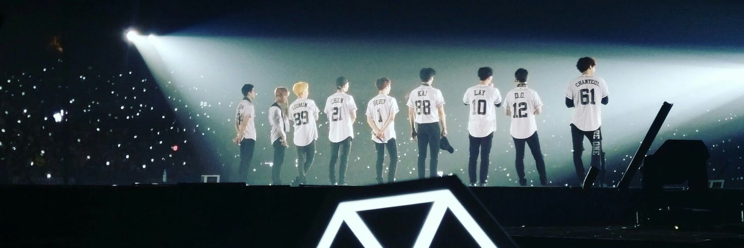 exosocuet's profile banner image