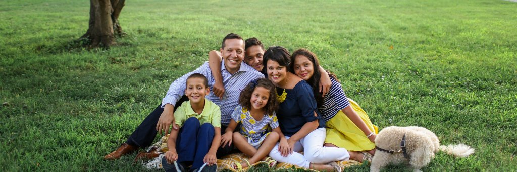 M. Rene Islas banner