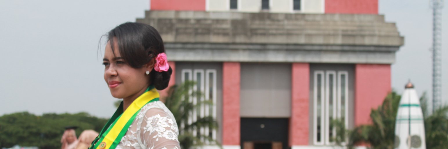 Look_Nia's profile banner image