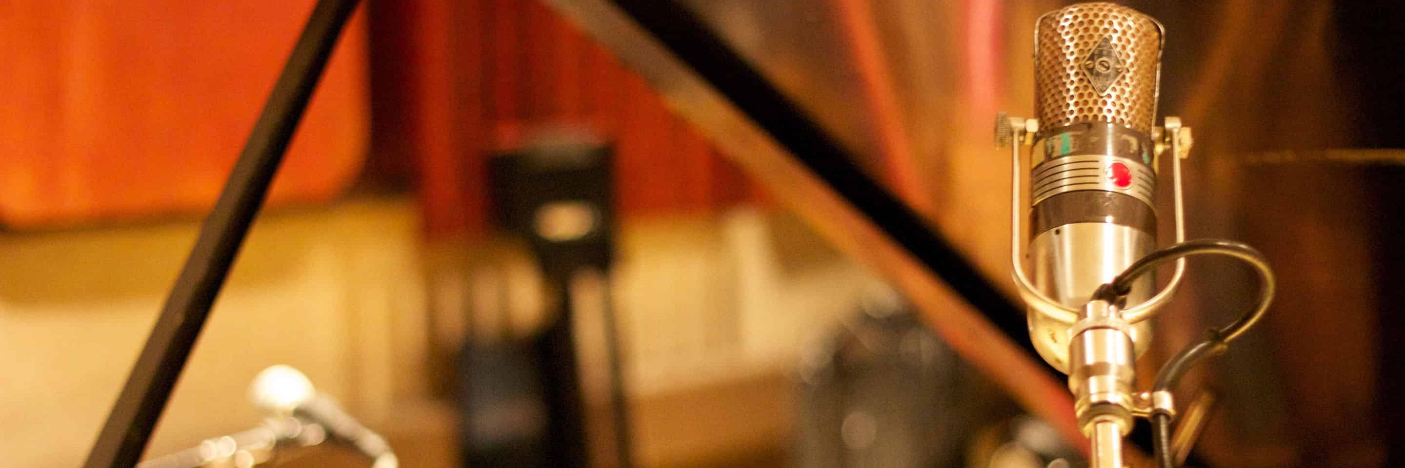EARSCummings's profile banner image