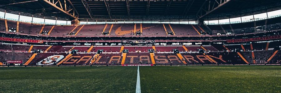 donymondana's profile banner image