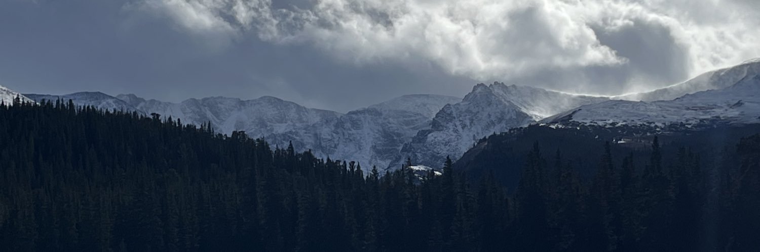7900Ari's profile banner image