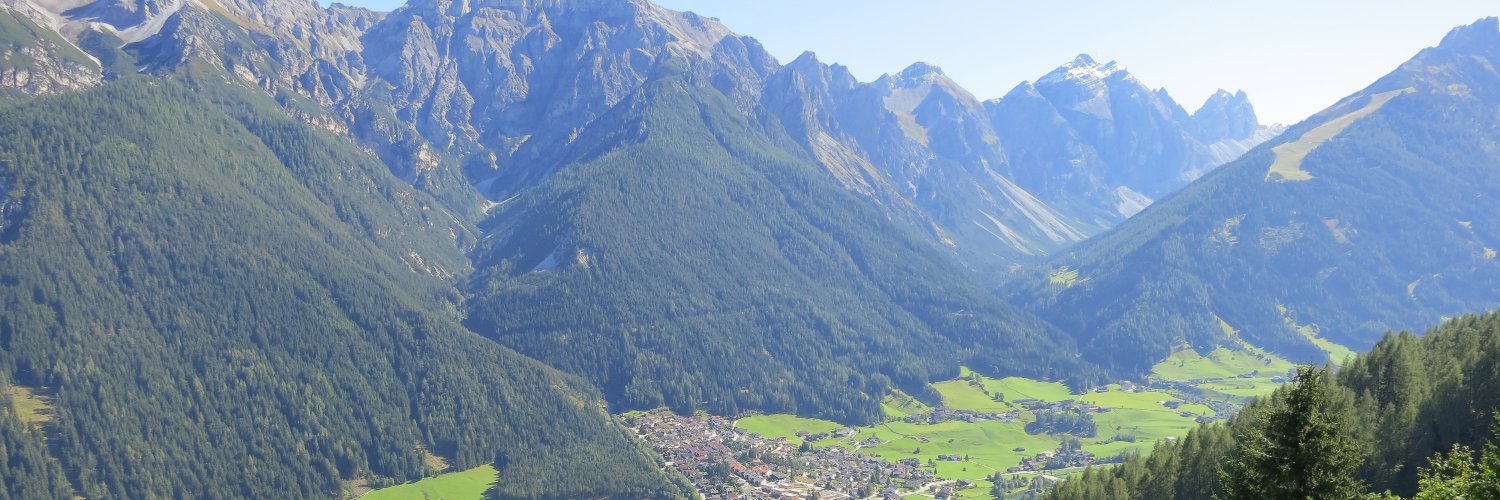 HelenaKyl's profile banner image