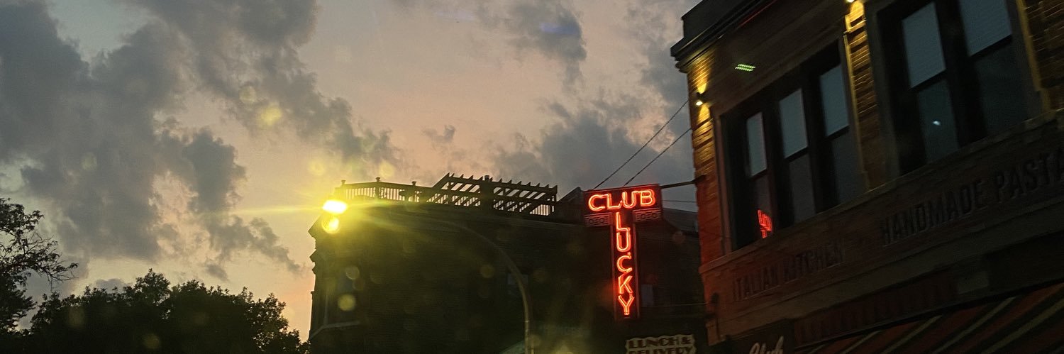 avarobertss's profile banner image