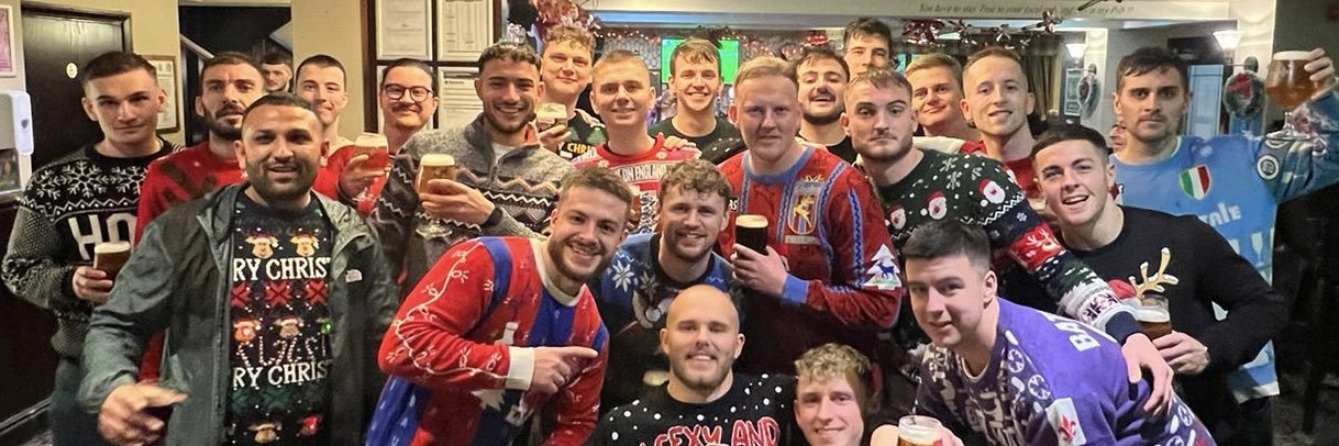 yates 🤌🏻 banner