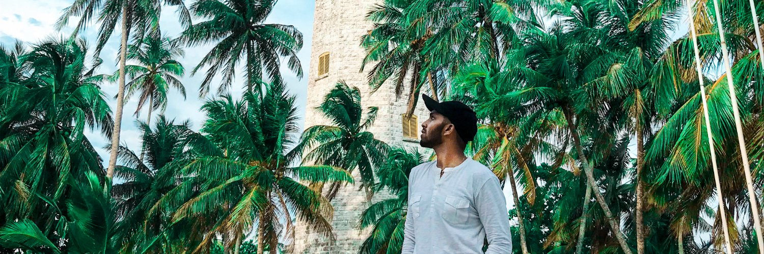 drshansinghe's profile banner image