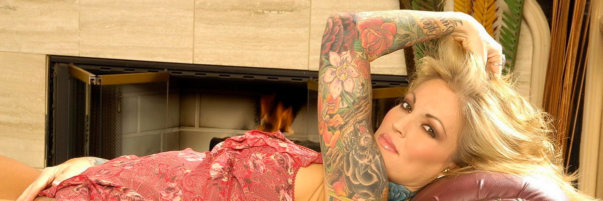 AXELINDA's profile banner image