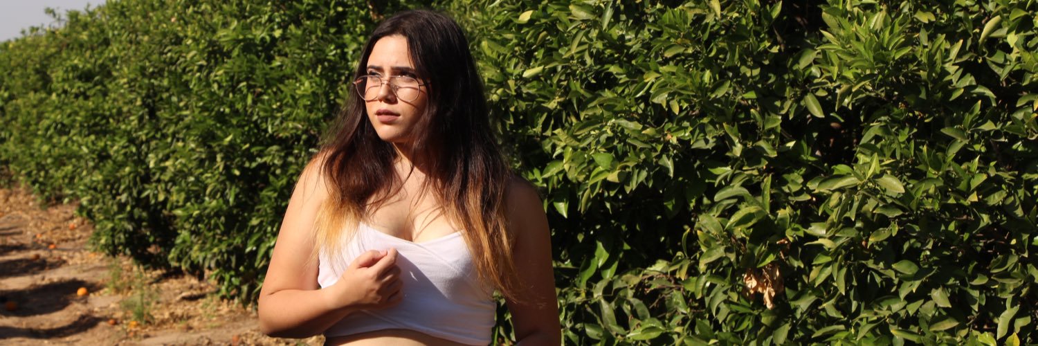 linhaviv2's profile banner image