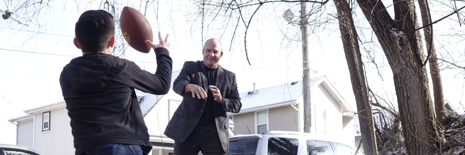 Coach Gary Pinkel banner