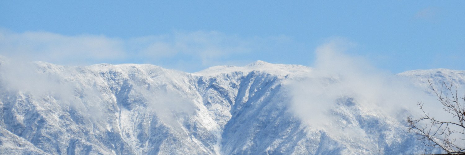 leivacks's profile banner image