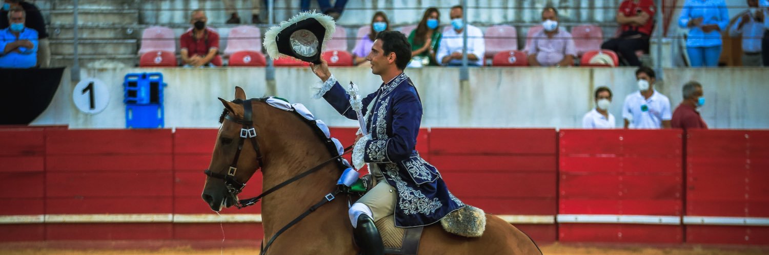 Paco Velásquez banner