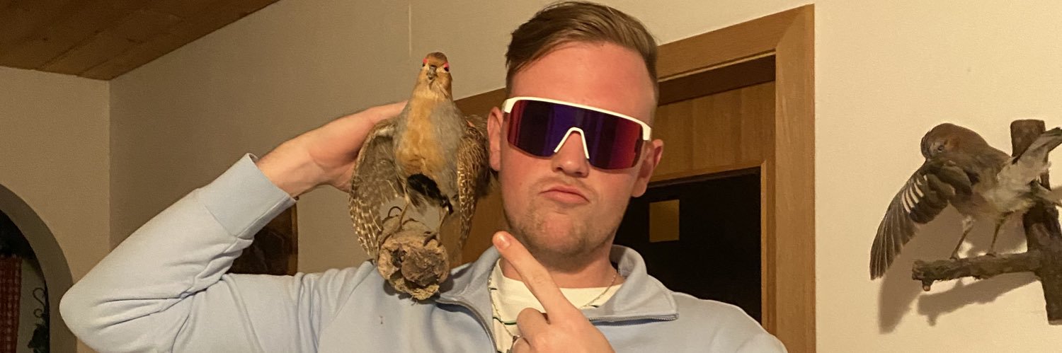 felix_pusher's profile banner image