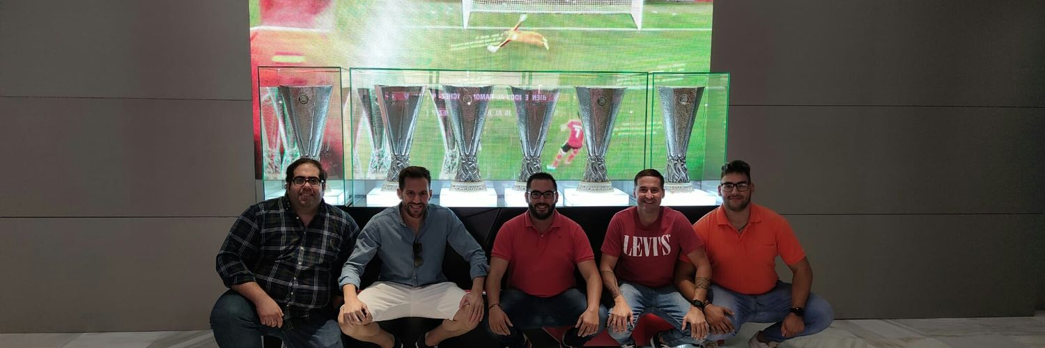 ⚽ Larry ⚽ 🐰 banner