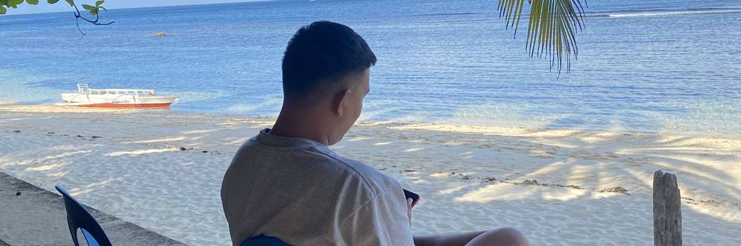 ailavieee's profile banner image