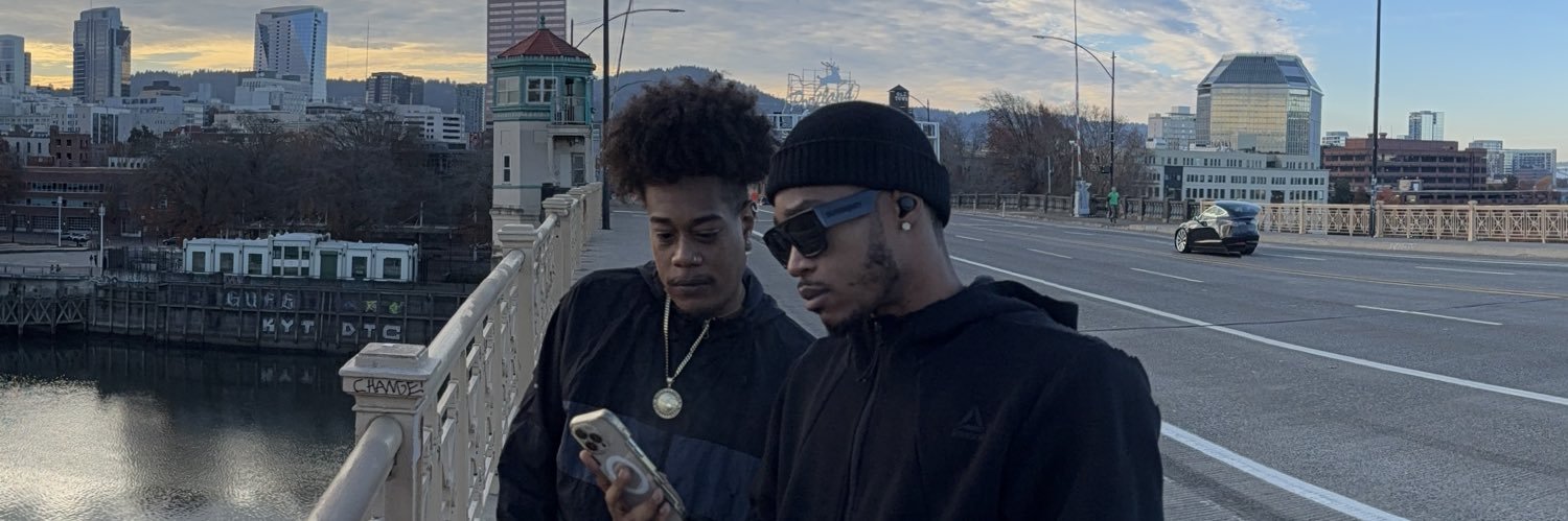ThisThatNewYe's profile banner image