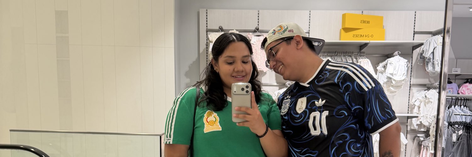 Fernanda110200's profile banner image