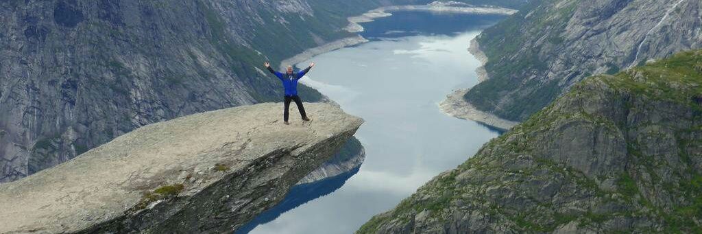 Derek Brockway - weatherman banner