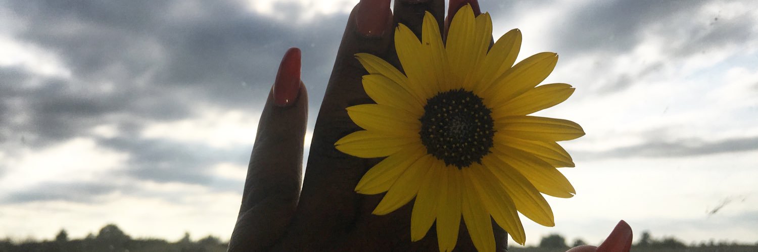 lasiaa_k's profile banner image