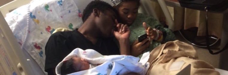 12:12🐝🤍 banner