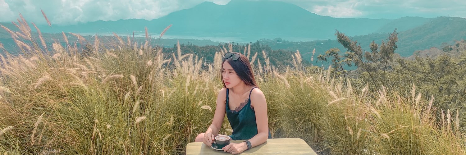 Devi Rosalina banner