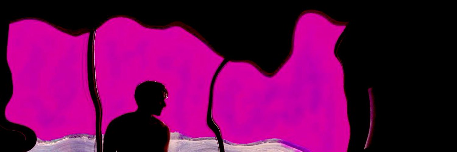 Ari 👨🏻🤝🤖 profile banner
