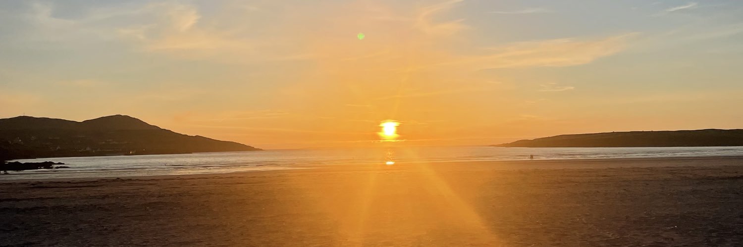 Rebeccadd3's profile banner image