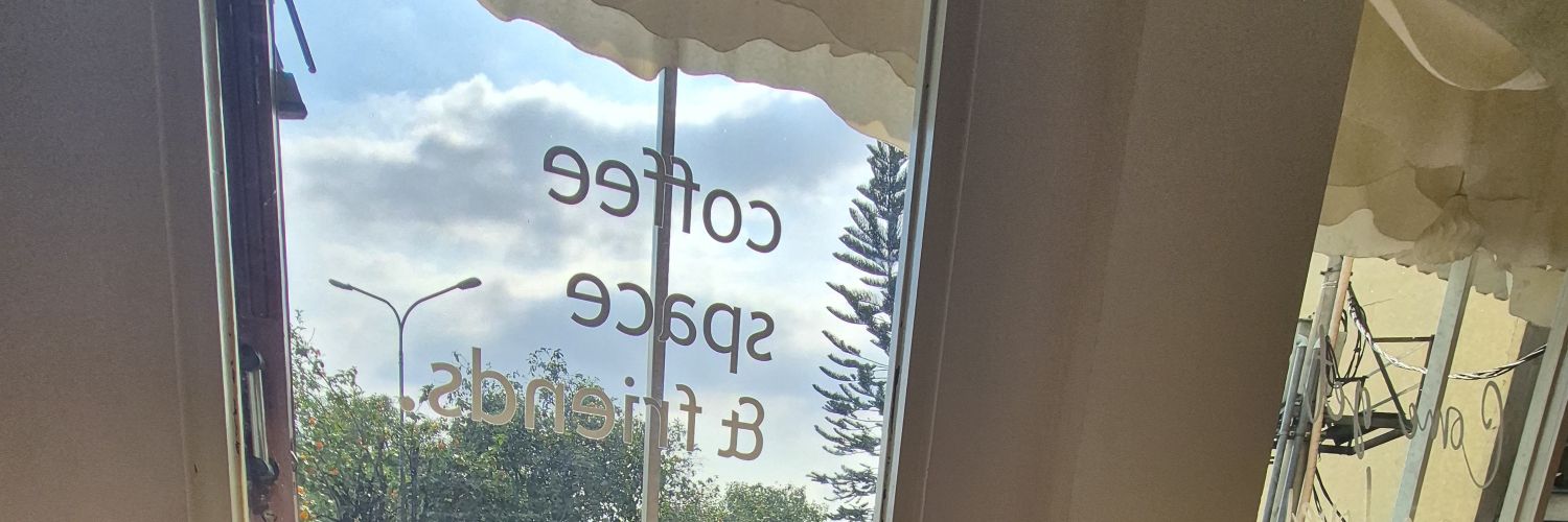 qi_yyaaa's profile banner image