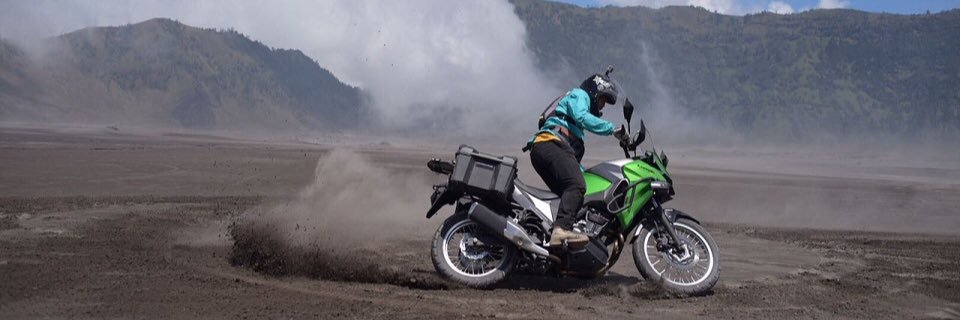 TwoWheelLovers's profile banner image