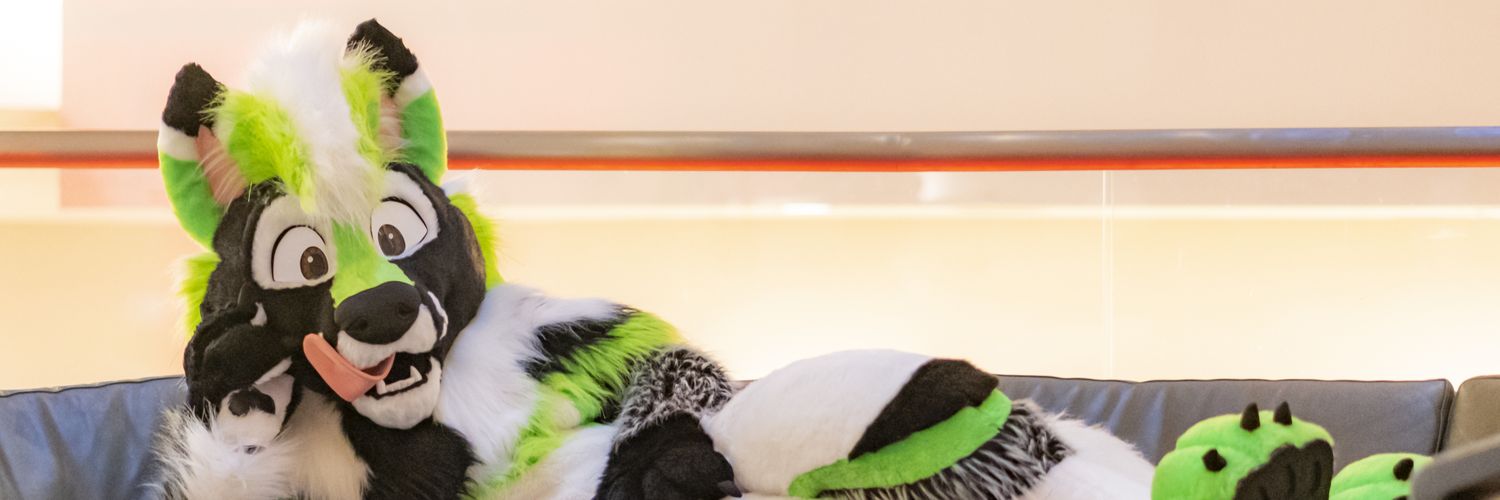 ApariDog's profile banner image