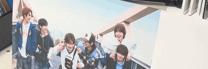 1d122519's profile banner image