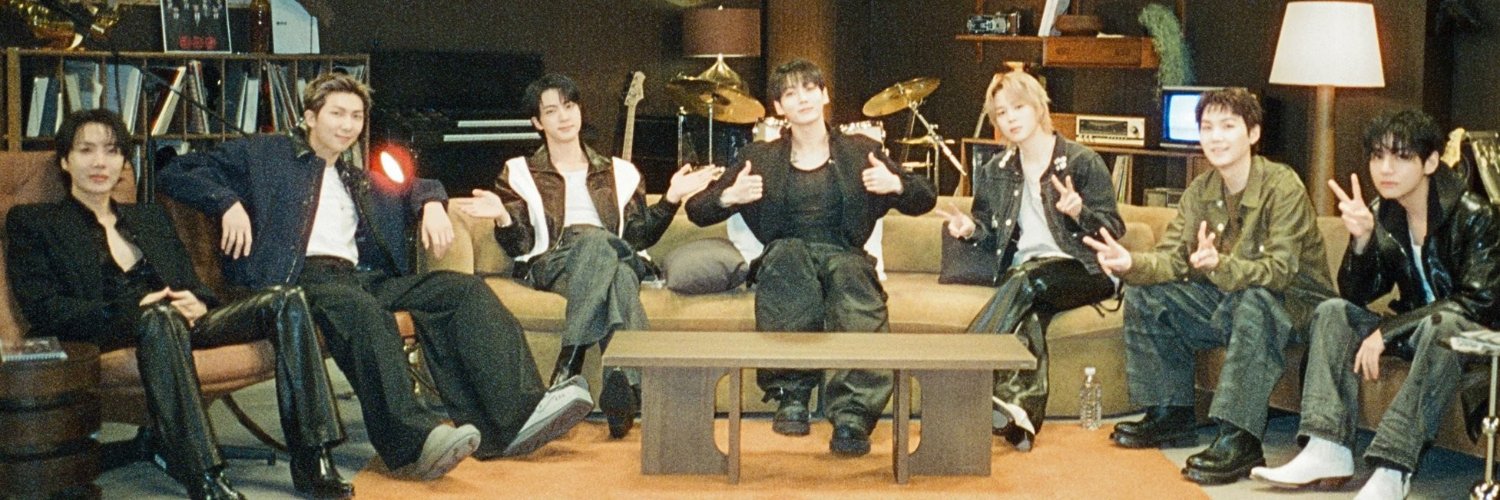 __LoRyn's profile banner image