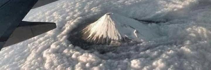 หมี หมี🐻 banner