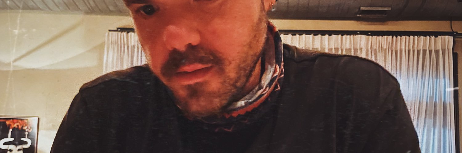 Daniel Bashta banner