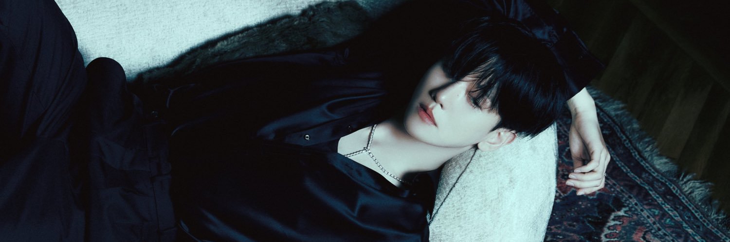 may6light's profile banner image