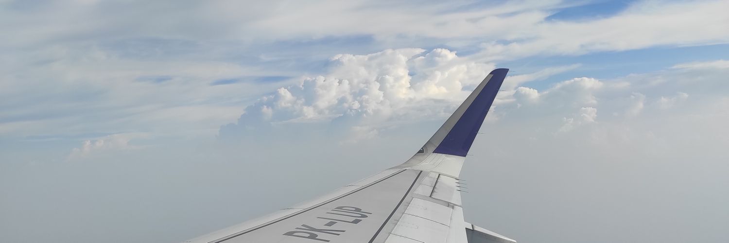 helloooti's profile banner image