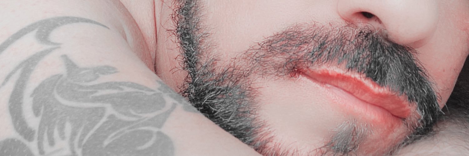 augustogos's profile banner image