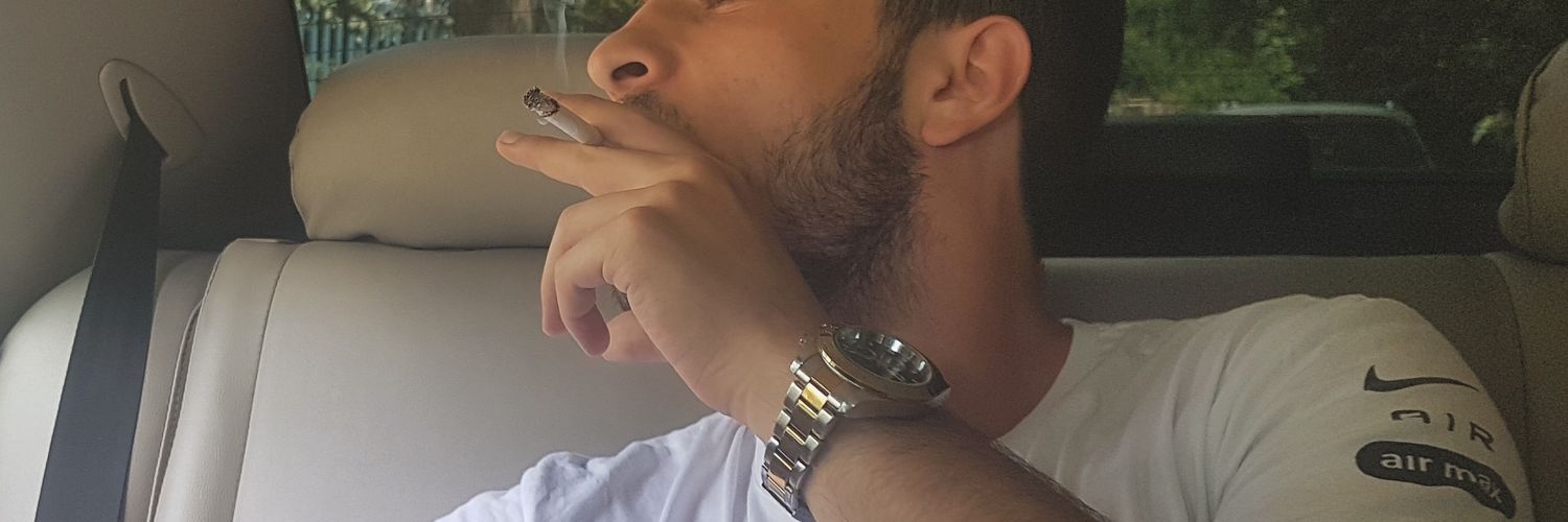 enesqua's profile banner image