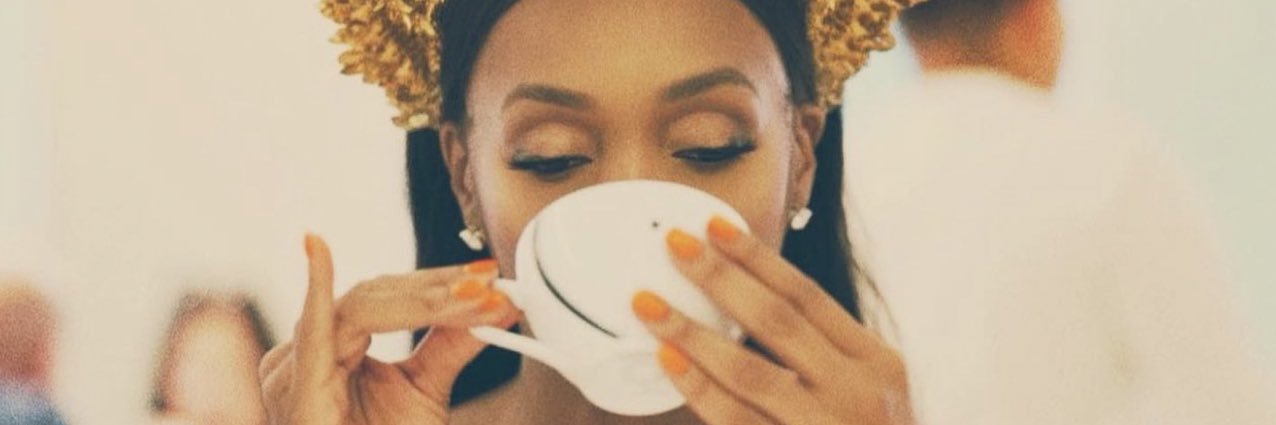 Marlo Hampton banner