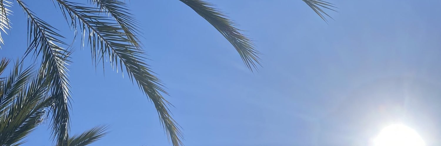 leavesnwanders's profile banner image