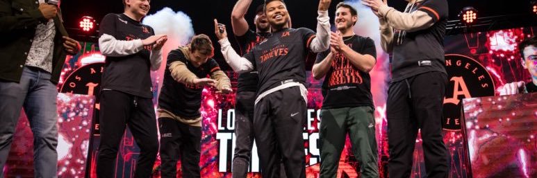 Blicky 🤞🏻 banner