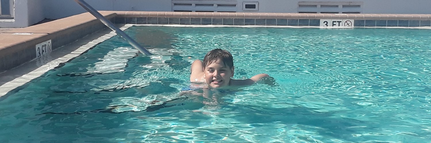 simpsontn's profile banner image