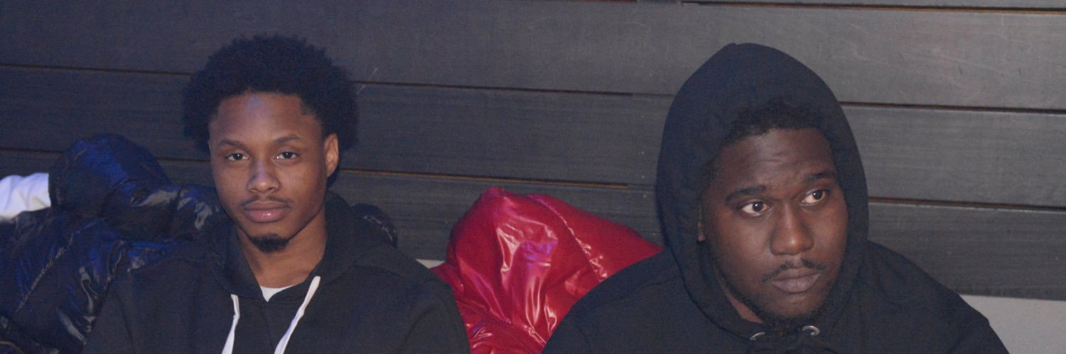 slightglo's profile banner image