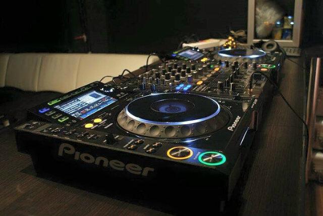 Deejayfact's profile banner image