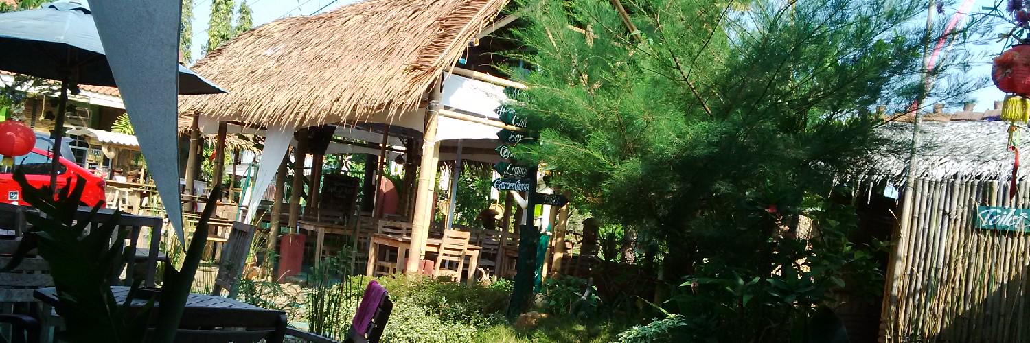 sriyacafehome's profile banner image