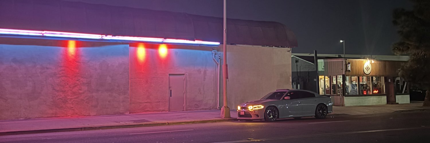 SixPxin's profile banner image