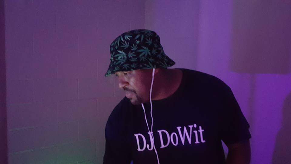 djdowit's profile banner image