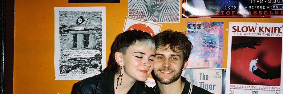carlymbooth's profile banner image