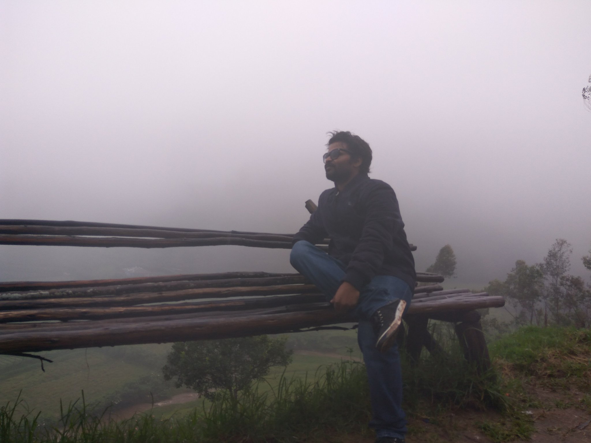 vivekobray164's profile banner image