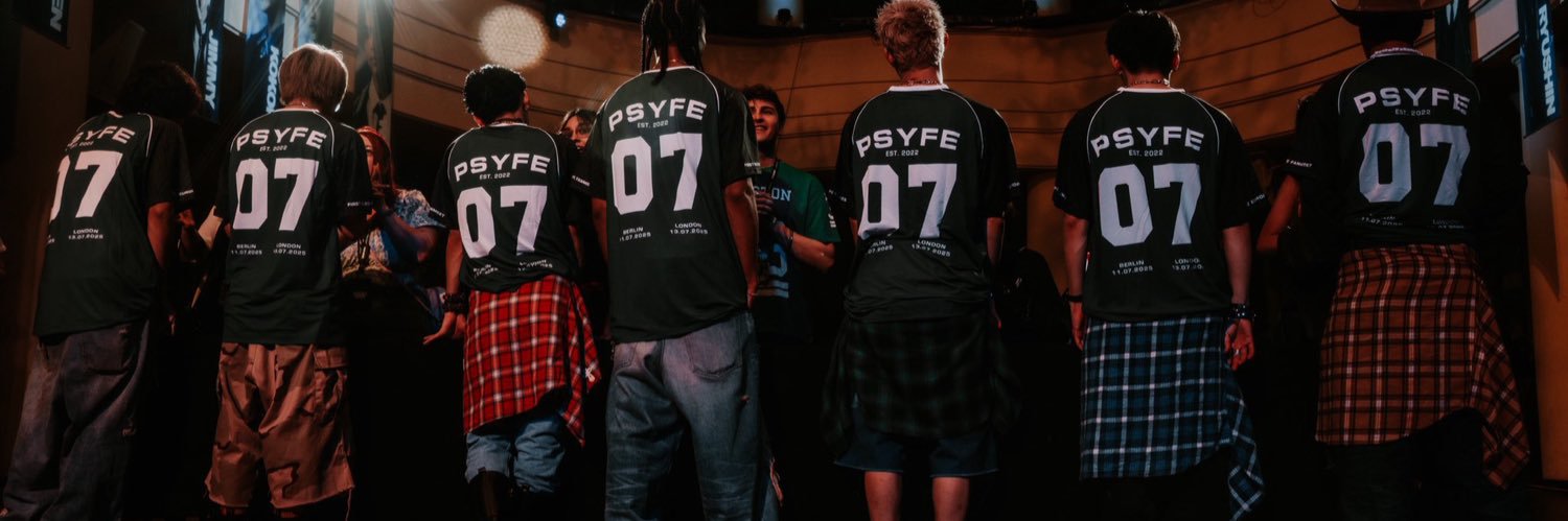 𝒌𝒊𝒌𝒊 banner