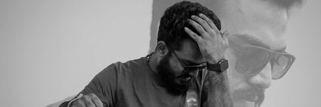 thivagarst's profile banner image